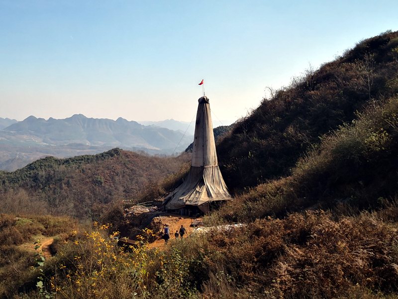再出發(fā)，亮巖